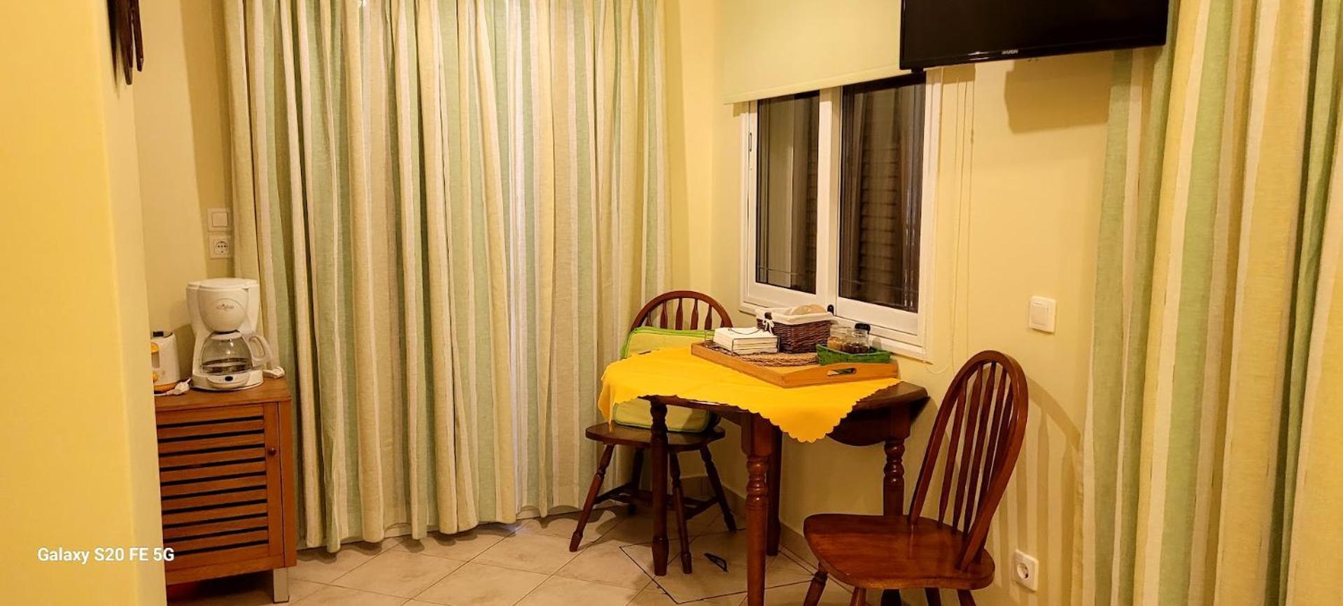Myrties Boutique Apartments Стая снимка